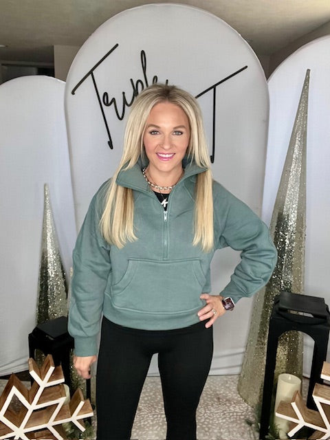 Fleece half zip kangaroo pocket sweatshirt