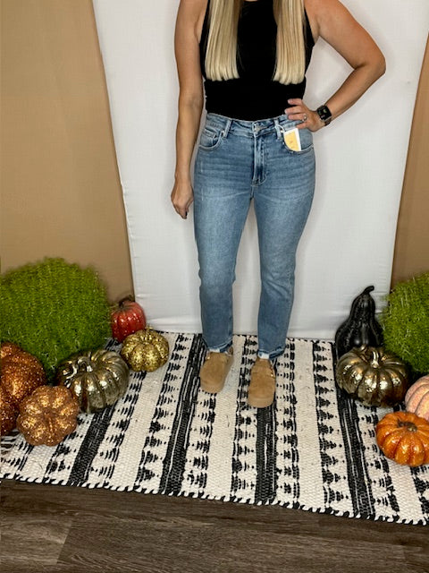 Risen High Rise Medium Wash Straight